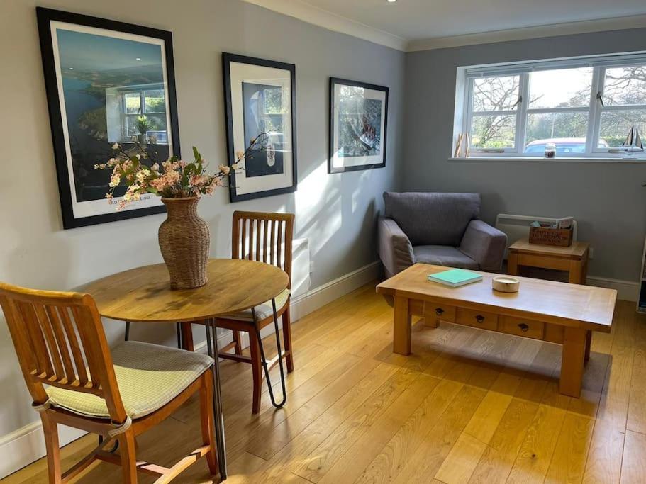 Brook House Apartment Bunbury Екстериор снимка